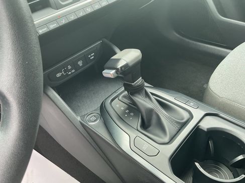 Used 2025 Kia K4 FWD image 29