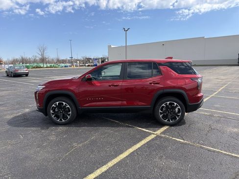 New 2026 Chevrolet Equinox LT image 8