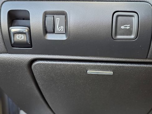 Used 2018 Chevrolet Impala LS image 31