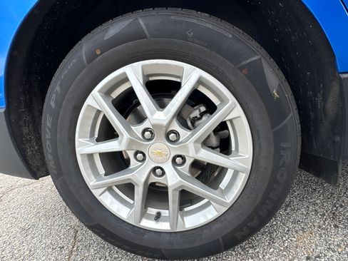 Used 2024 Chevrolet Equinox LT AWD/4WD image 16