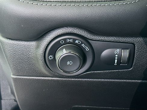 Used 2022 Dodge Durango GT image 16