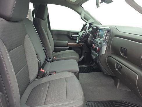 Used 2022 Chevrolet Silverado 1500 LT w/ Z71 Off-Road Package AWD/4WD image 17