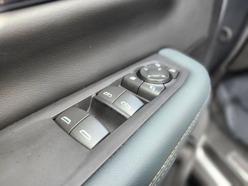 Used 2026 GMC Yukon XL AT4 AWD/4WD image 16
