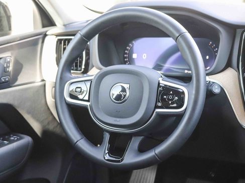 Used 2026 Volvo XC60 B5 Core AWD/4WD image 16