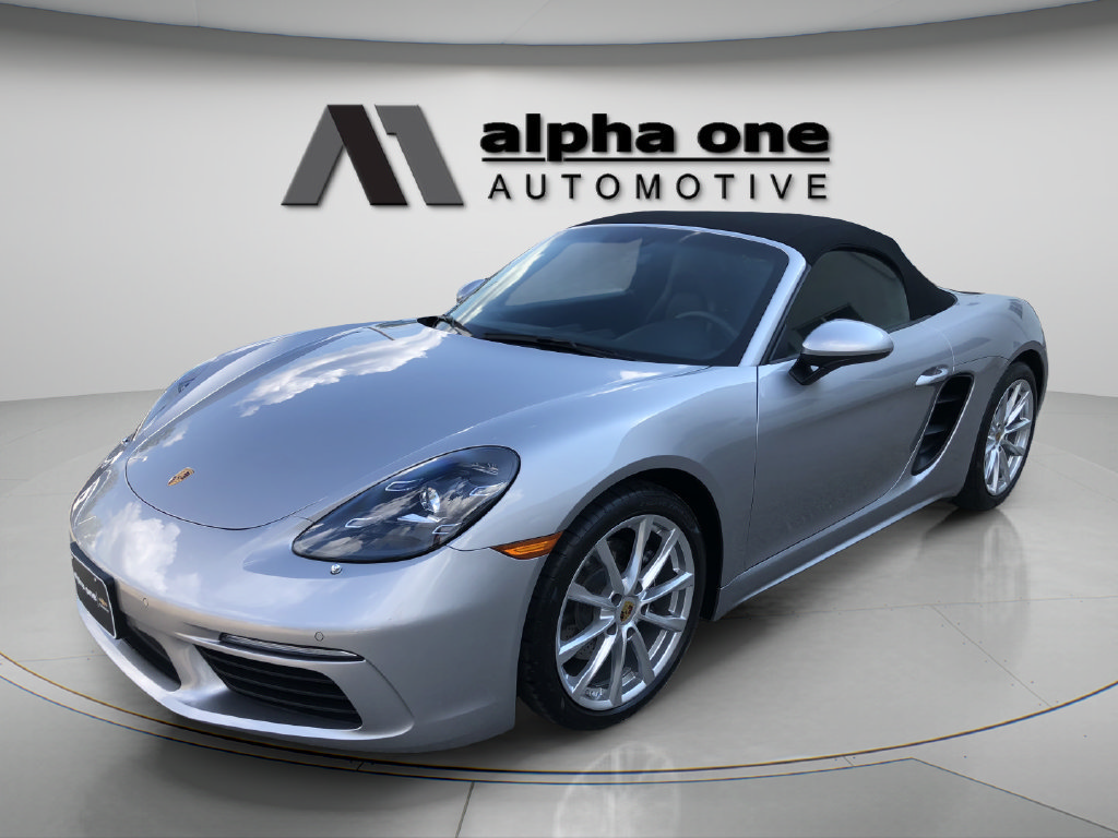 Used 2021 Porsche 718 Boxster RWD image 1