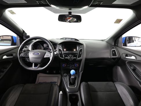 Used 2017 Ford Focus RS AWD/4WD image 27