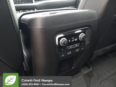 Used 2024 GMC Yukon Denali image 25