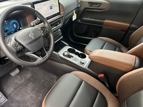 New 2025 Ford Bronco Sport Outer Banks w/ Outer Banks Tech Package+ AWD/4WD image 9