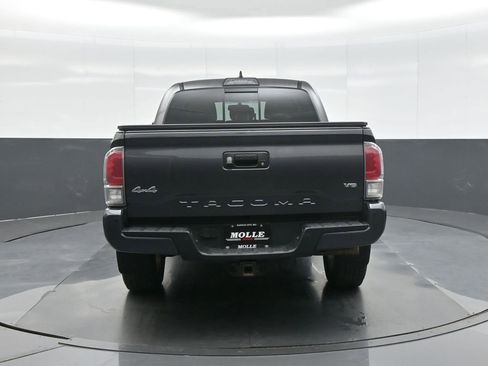 Certified 2017 Toyota Tacoma Limited AWD/4WD image 6