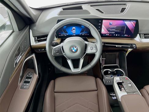 Certified 2025 BMW X1 xDrive28i w/ Technology Package image 20