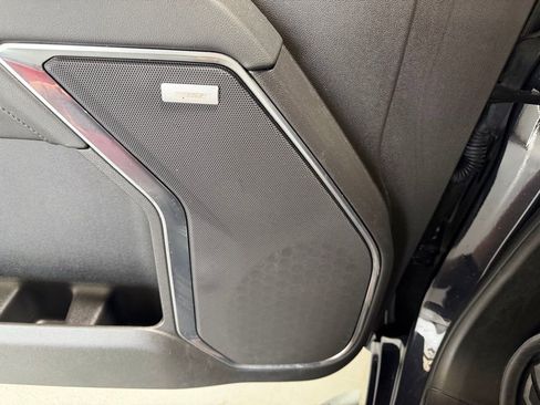 Used 2024 Chevrolet Silverado 1500 LT Trail Boss w/ Convenience Package II image 4