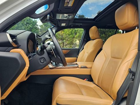 Used 2022 Lexus LX 600 4WD w/ Interior Upgrade Package image 14