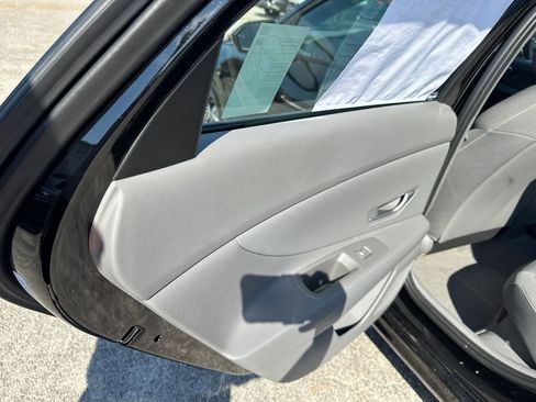 New 2025 Hyundai Elantra SEL image 12