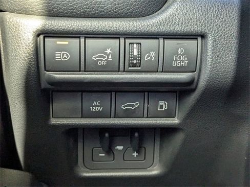 Used 2024 Toyota Land Cruiser image 29