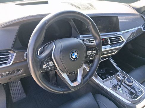 Certified 2022 BMW X5 xDrive45e w/ Executive Package image 4