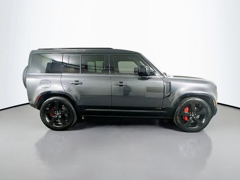 Used 2025 Land Rover Defender 110 X AWD/4WD image 4