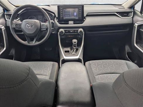 Certified 2021 Toyota RAV4 XLE w/ Convenience Package FWD image 17