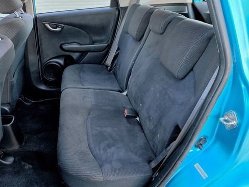 Used 2013 Honda Fit Sport image 32