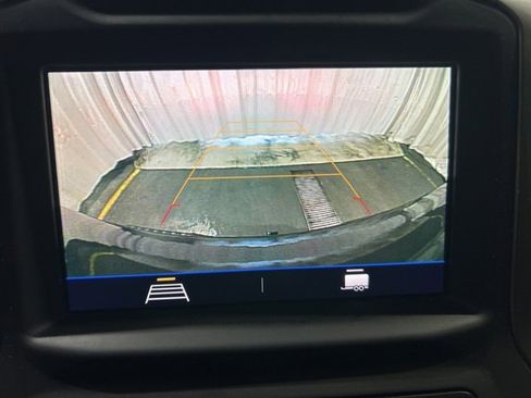 Used 2021 Chevrolet Silverado 1500 Custom Trail Boss image 18