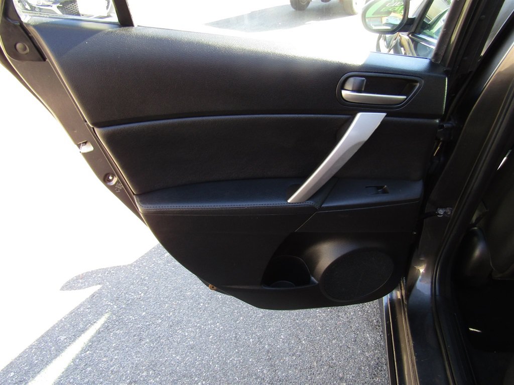Used 2010 MAZDA MAZDA3 s Grand Touring FWD image 16