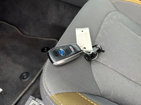 Used 2025 Subaru Crosstrek 2.5i Sport AWD/4WD image 31