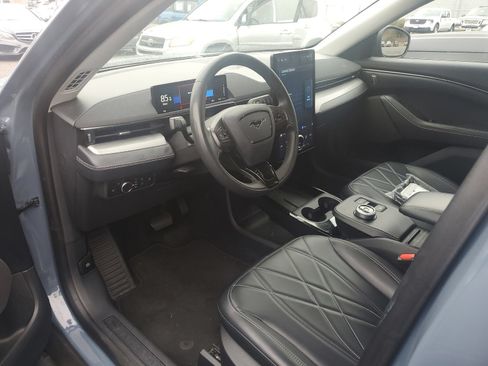 Used 2023 Ford Mustang Mach-E Select RWD image 10