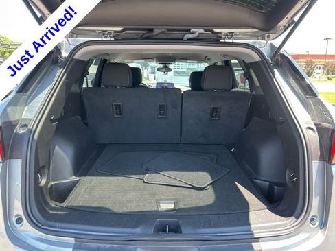 Used 2023 Chevrolet Blazer LT FWD image 29