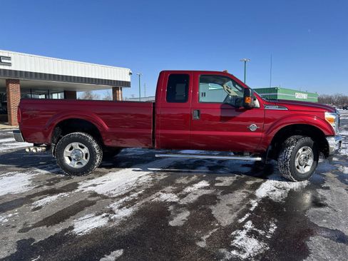 Used 2016 Ford F350 XLT w/ Snow Plow Prep Package image 6