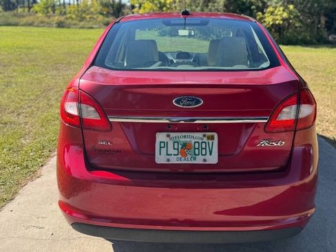 Used 2012 Ford Fiesta SEL image 8