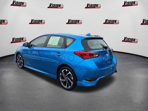 Used 2017 Toyota Corolla iM image 7