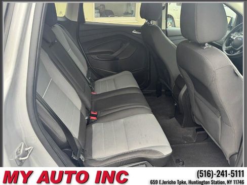 Used 2014 Ford Escape SE AWD/4WD image 30