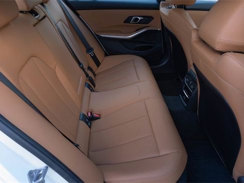 Certified 2025 BMW 330i xDrive Sedan image 19