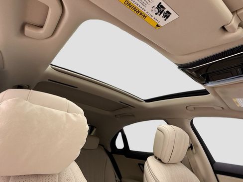 Certified 2023 Mercedes-Benz S 500 4MATIC image 17