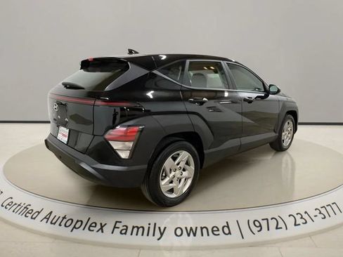 Used 2026 Hyundai Kona SE FWD image 5