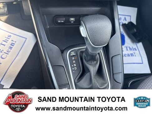 Used 2023 Kia Soul LX w/ LX Technology Package FWD image 18