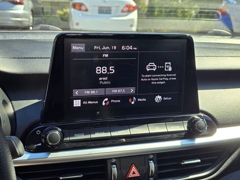 Used 2022 Kia Forte LXS FWD image 19