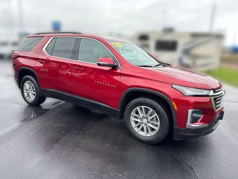 Used 2023 Chevrolet Traverse LT AWD/4WD image 7