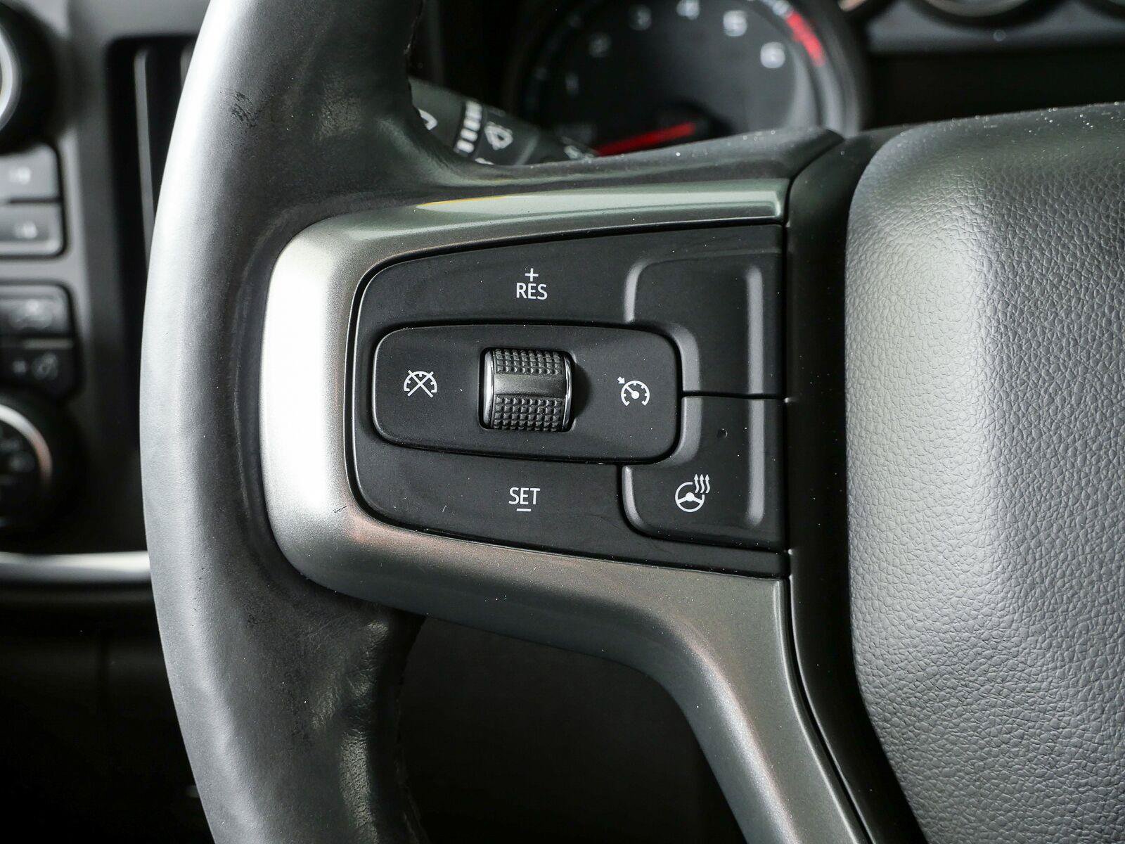 Used 2020 Chevrolet Silverado 1500 RST AWD/4WD image 11