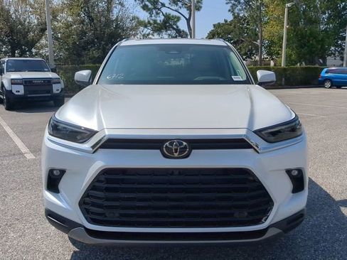 New 2026 Toyota Grand Highlander AWD image 9