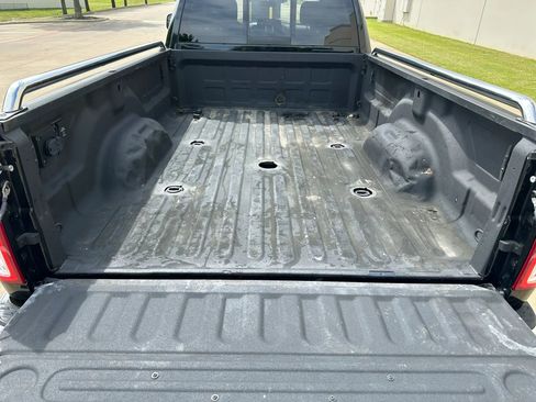 Used 2022 RAM 3500 Tradesman image 17