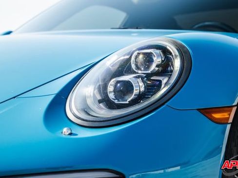 Used 2017 Porsche 911 Carrera image 54