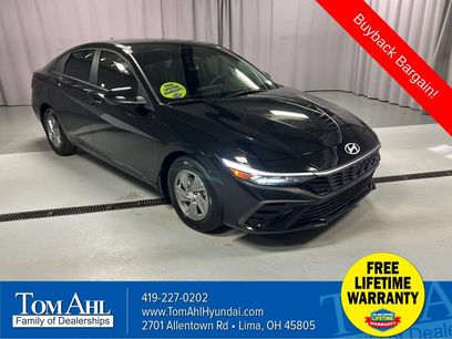 Used 2025 Hyundai Elantra SE