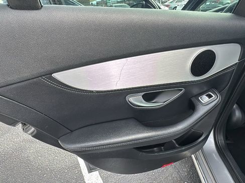 Used 2015 Mercedes-Benz C 300 4MATIC Sedan image 12