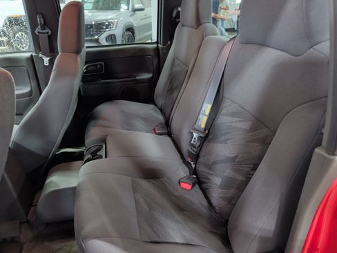Used 2005 Chevrolet Colorado LS w/ Xtreme Appearance Package RWD image 9