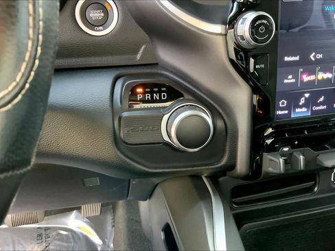Used 2022 RAM 1500 Big Horn image 16