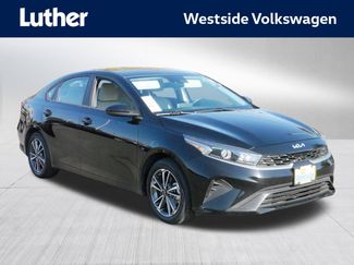 Used 2022 Kia Forte LXS video 1