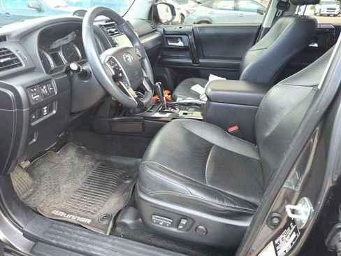 Used 2019 Toyota 4Runner Limited AWD/4WD image 7
