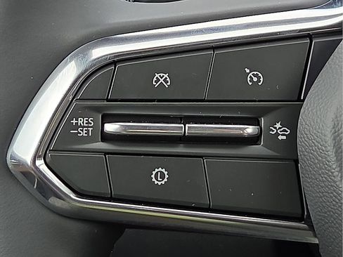 New 2026 Chevrolet Equinox ACTIV w/ Safety and Technology Package FWD image 19