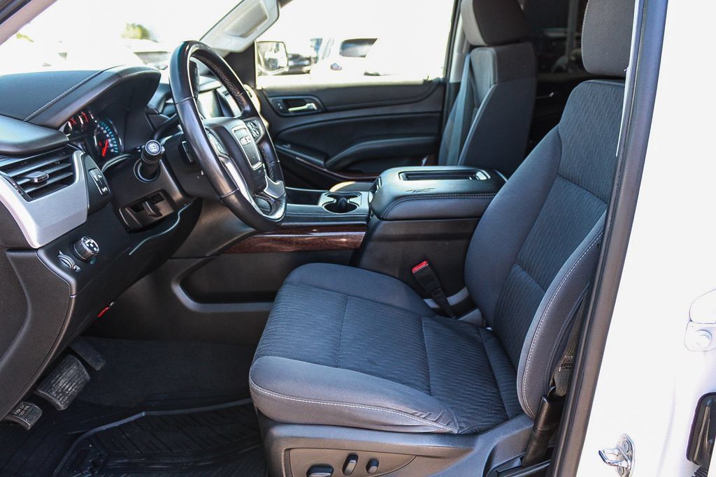 Used 2020 GMC Yukon SLE w/ SLE Value Package RWD image 17