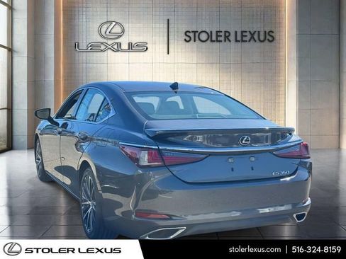 Certified 2022 Lexus ES 350 w/ Premium Package image 4